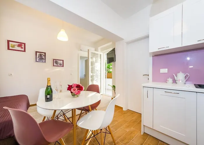 아파트 Lavander Sukošan